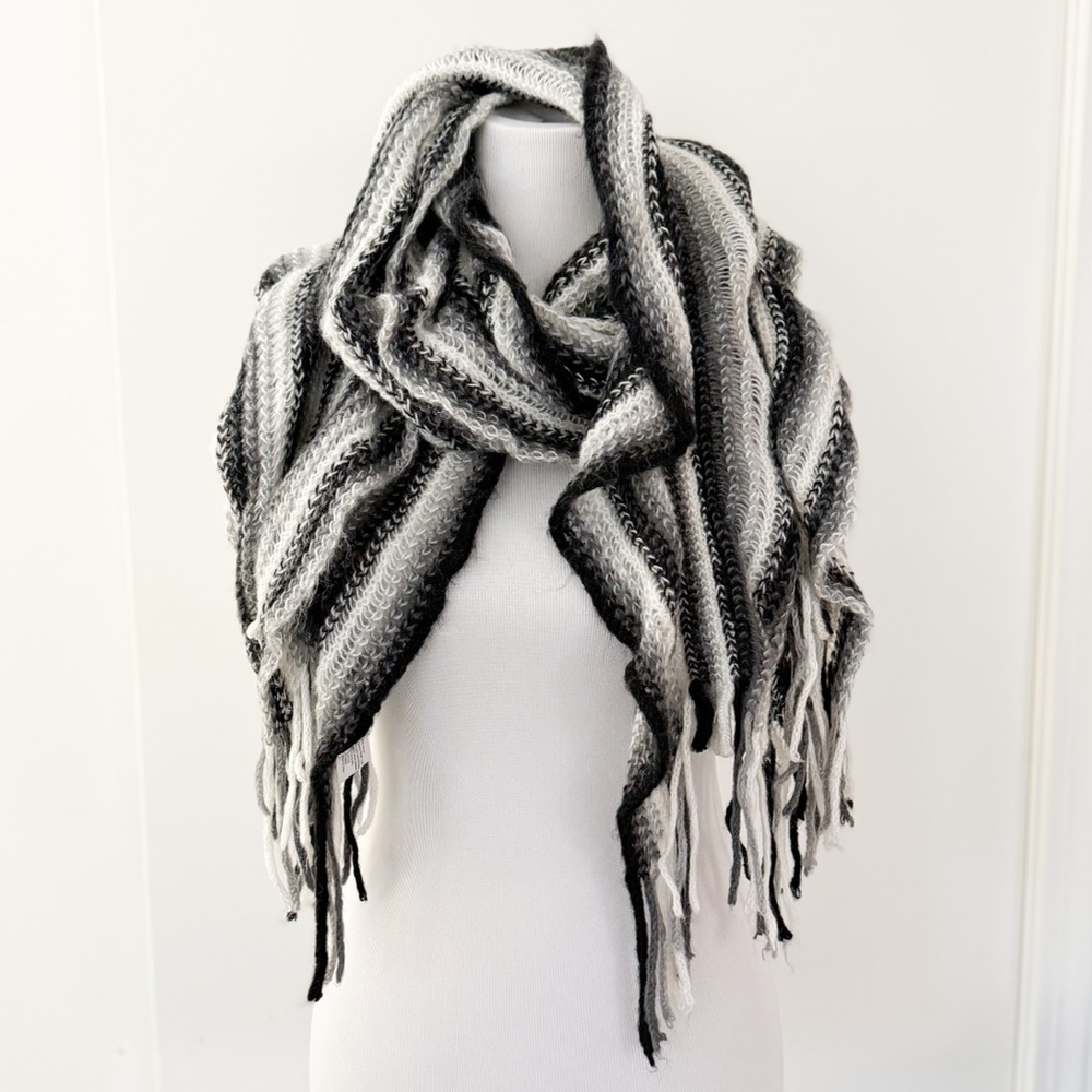 Striped Ruffle Knit Winter Scarf